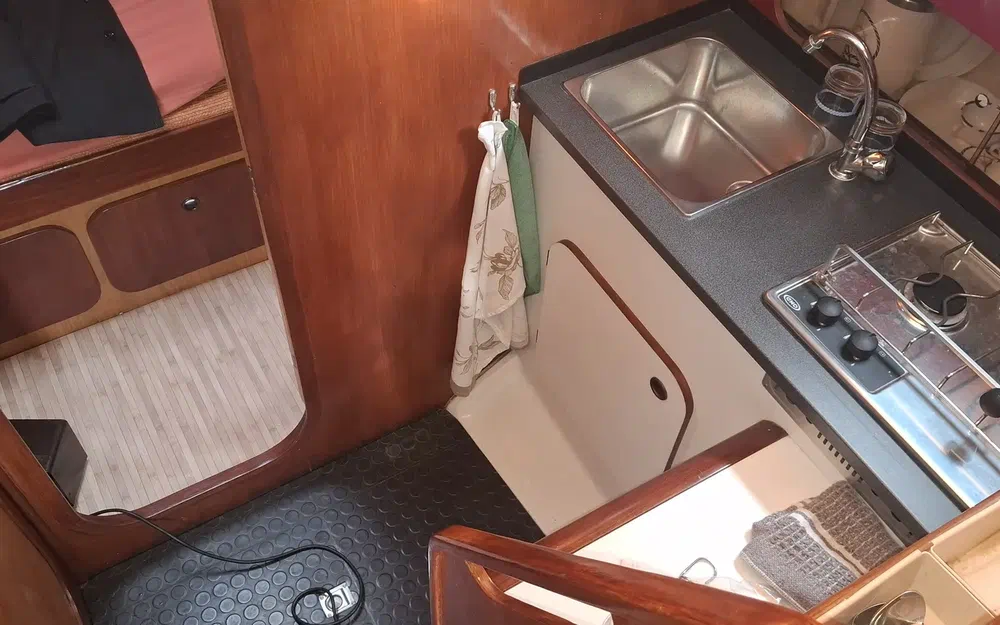 slider 1 Beneteau Antares 860