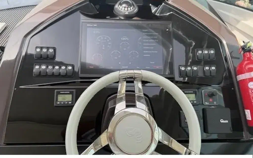 slider 24 Beneteau Gran Turismo 46