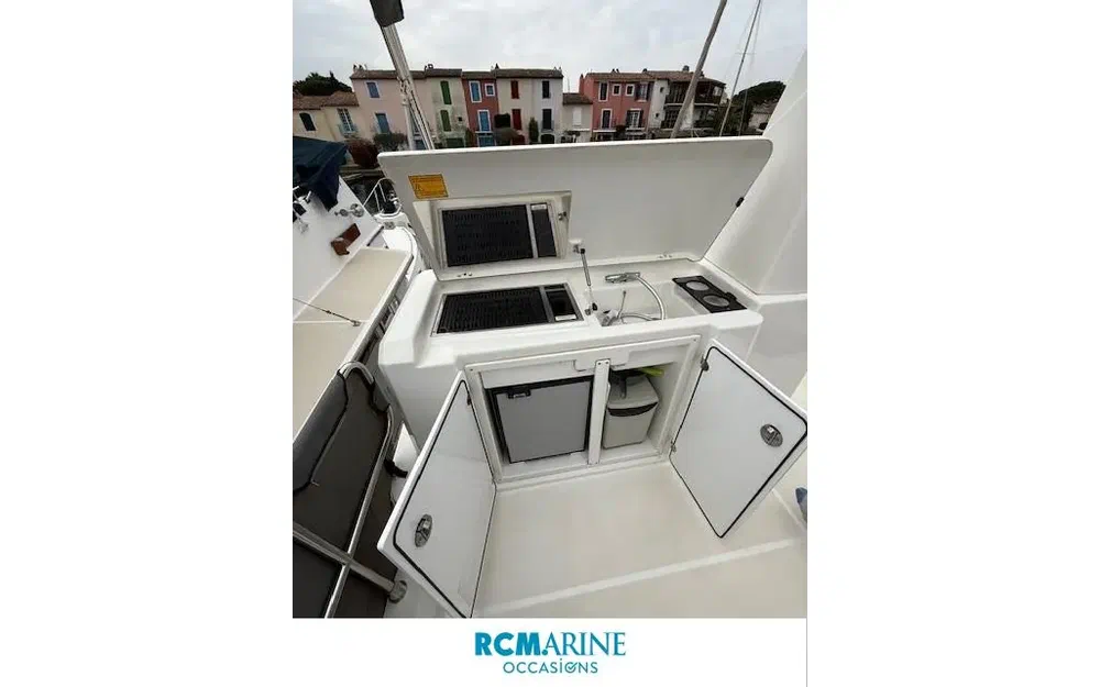 slider 16 Beneteau Swift Trawler 41 Fly