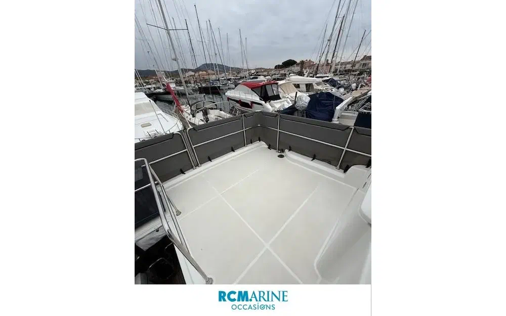 slider 17 Beneteau Swift Trawler 41 Fly