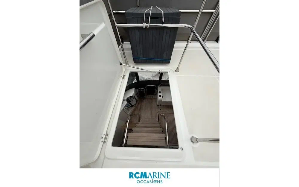 slider 18 Beneteau Swift Trawler 41 Fly