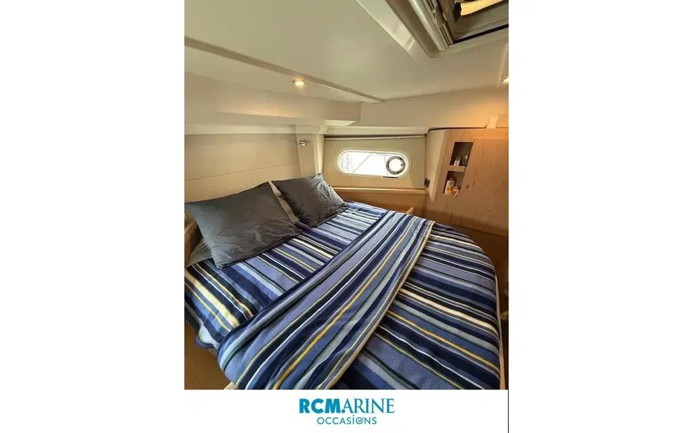 slider 25 Beneteau Swift Trawler 41 Fly