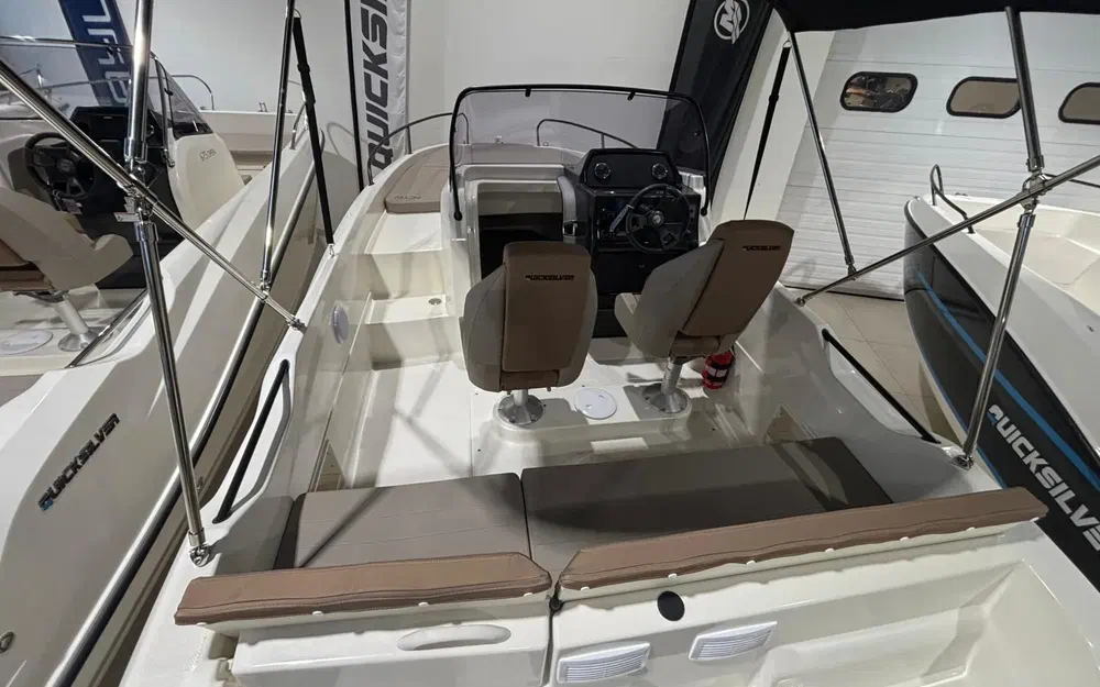 slider 2 Quicksilver Activ 605 Sundeck