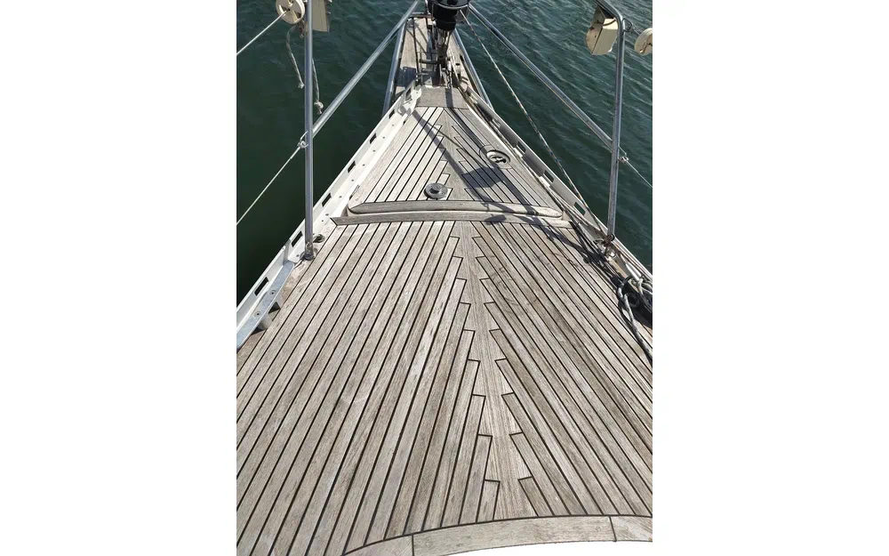 slider 9 Dufour 41 Classic