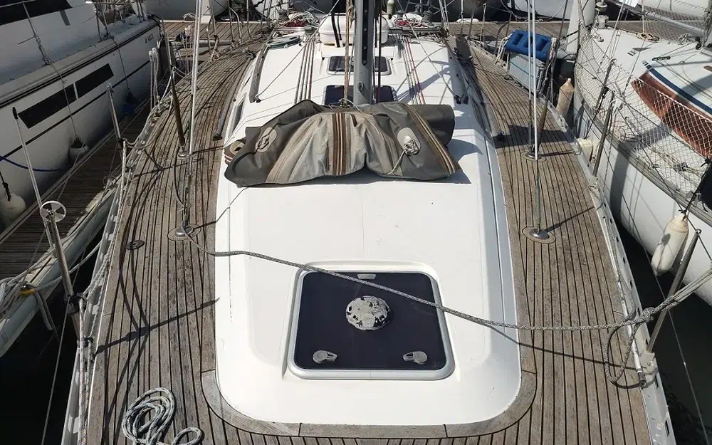 slider 13 Dufour 41 Classic