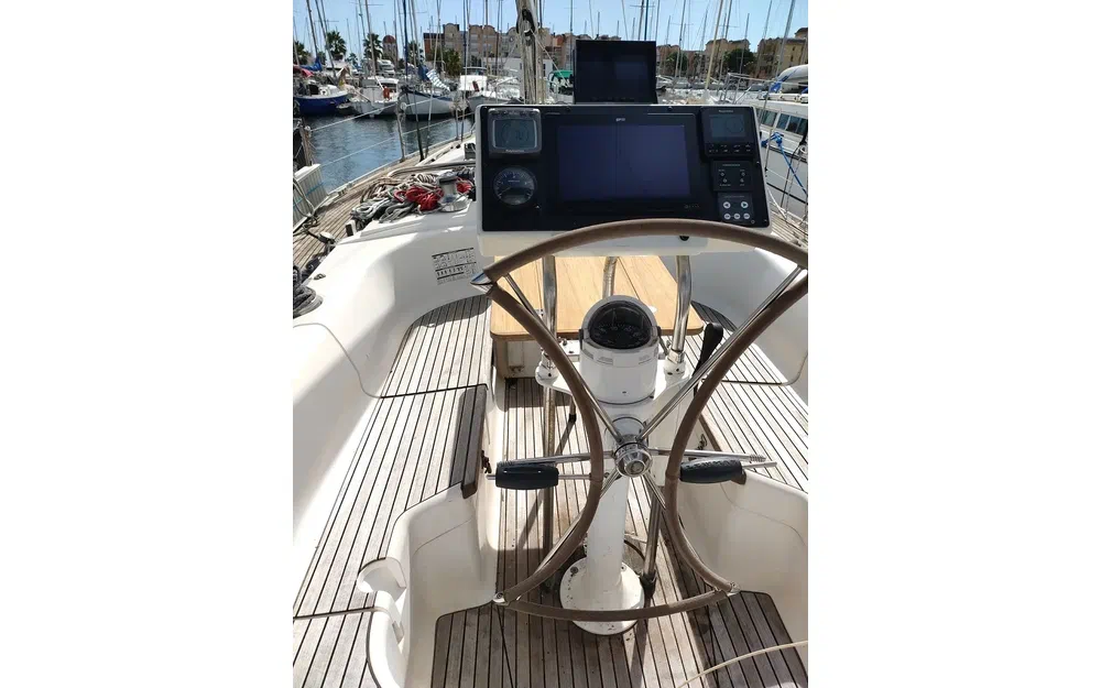 slider 22 Dufour 41 Classic