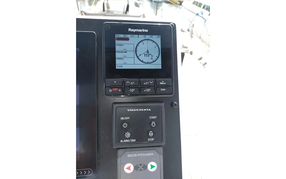 slider 28 Dufour 41 Classic