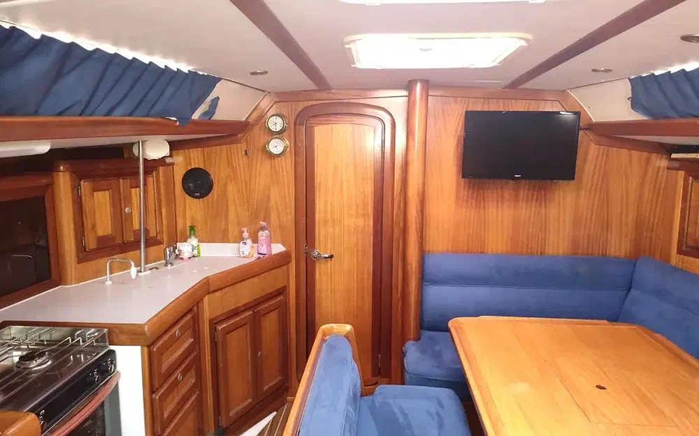 slider 30 Dufour 41 Classic