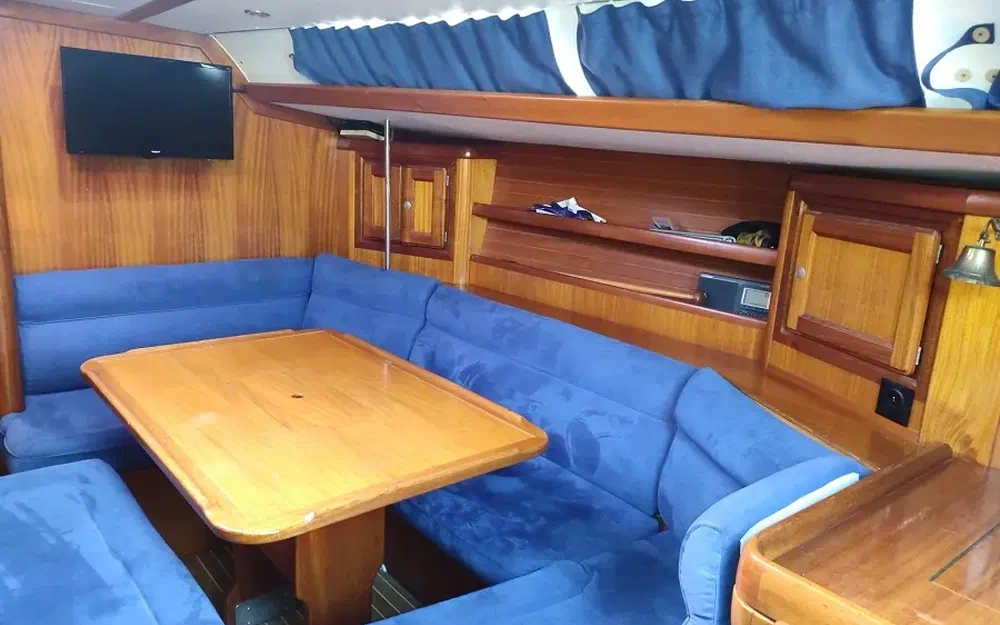 slider 32 Dufour 41 Classic