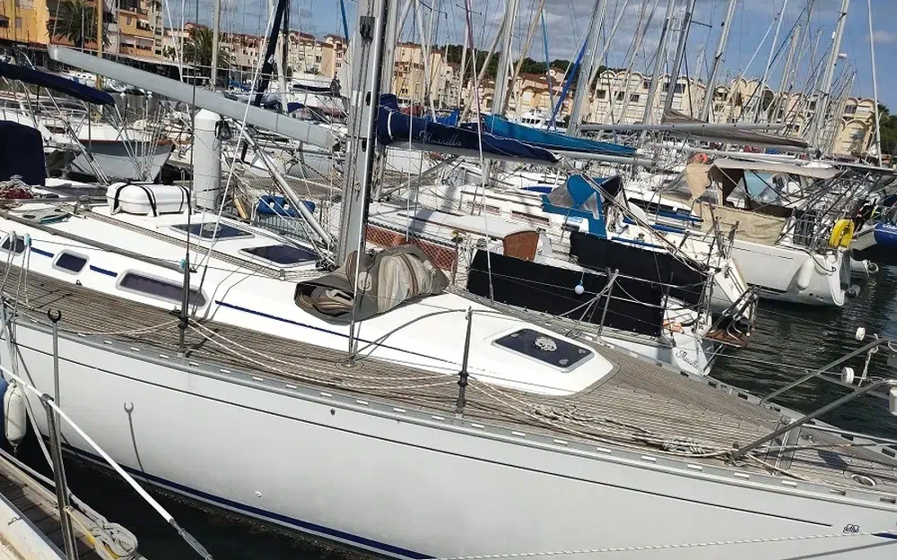 slider 3 Dufour 41 Classic