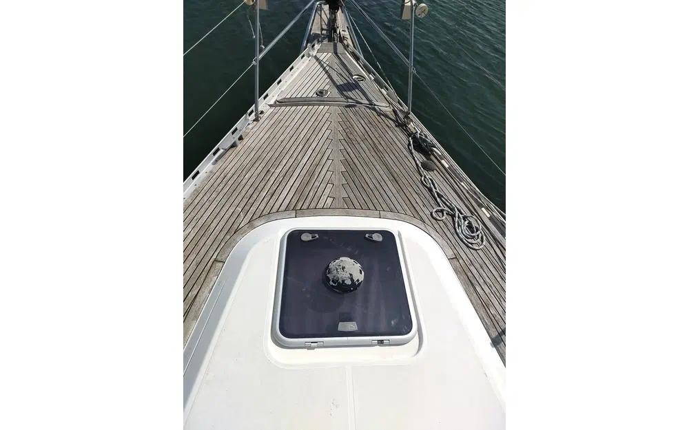 slider 8 Dufour 41 Classic