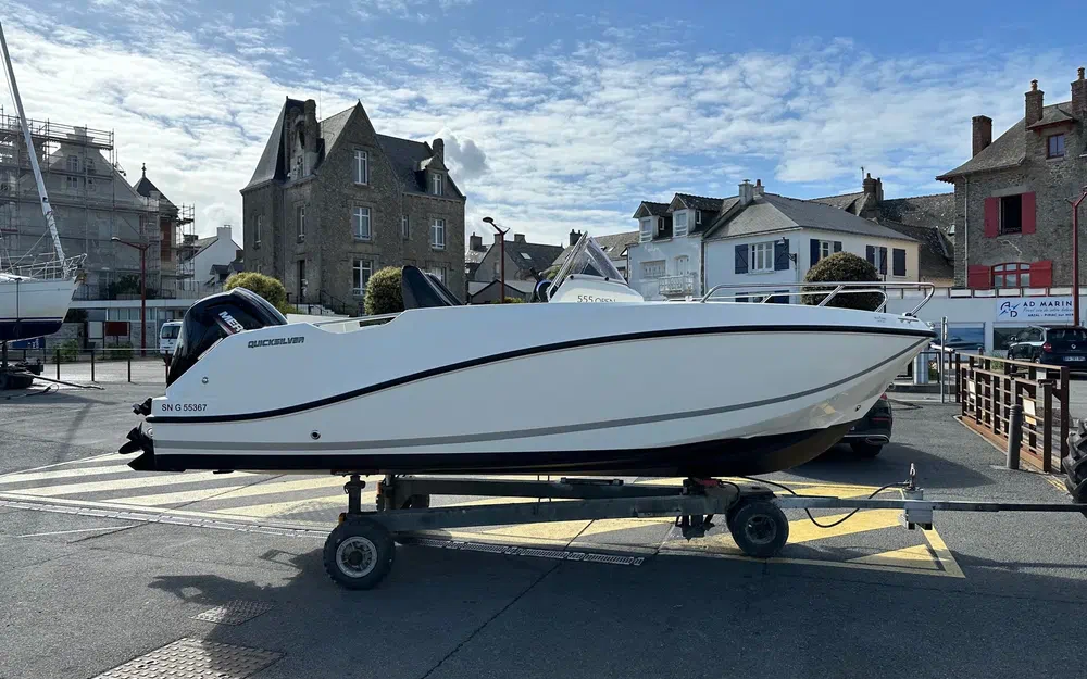 slider 9 Quicksilver Activ 555 Open