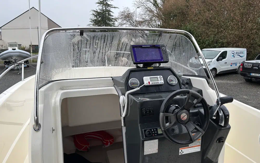 slider 6 Quicksilver Activ 675 Open