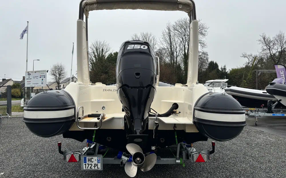 slider 4 Joker Boat Clubman 24