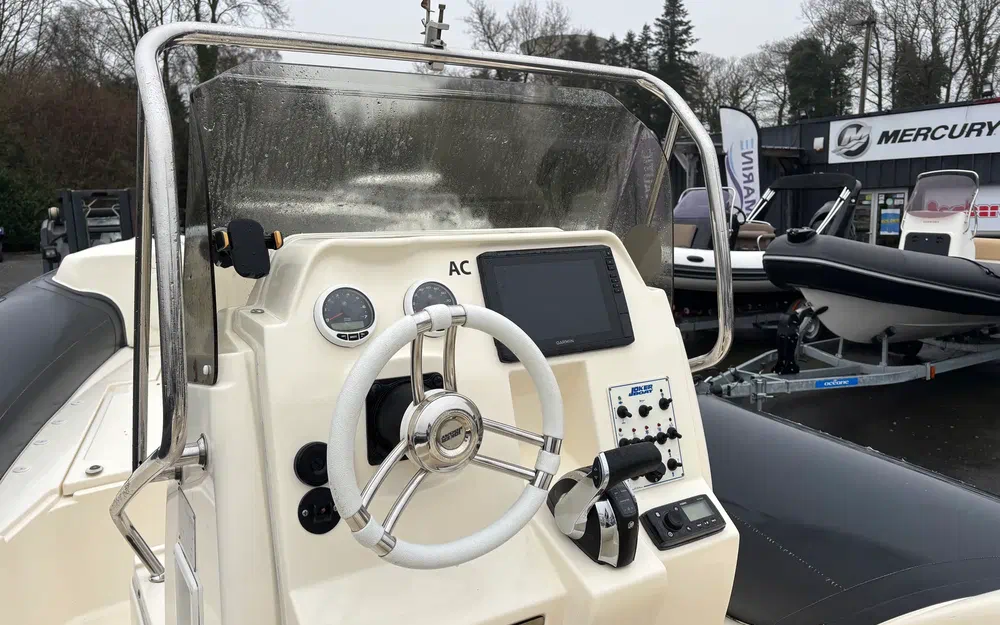 slider 6 Joker Boat Clubman 24