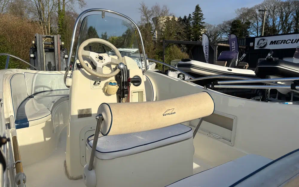 slider 5 Astromar LS 450