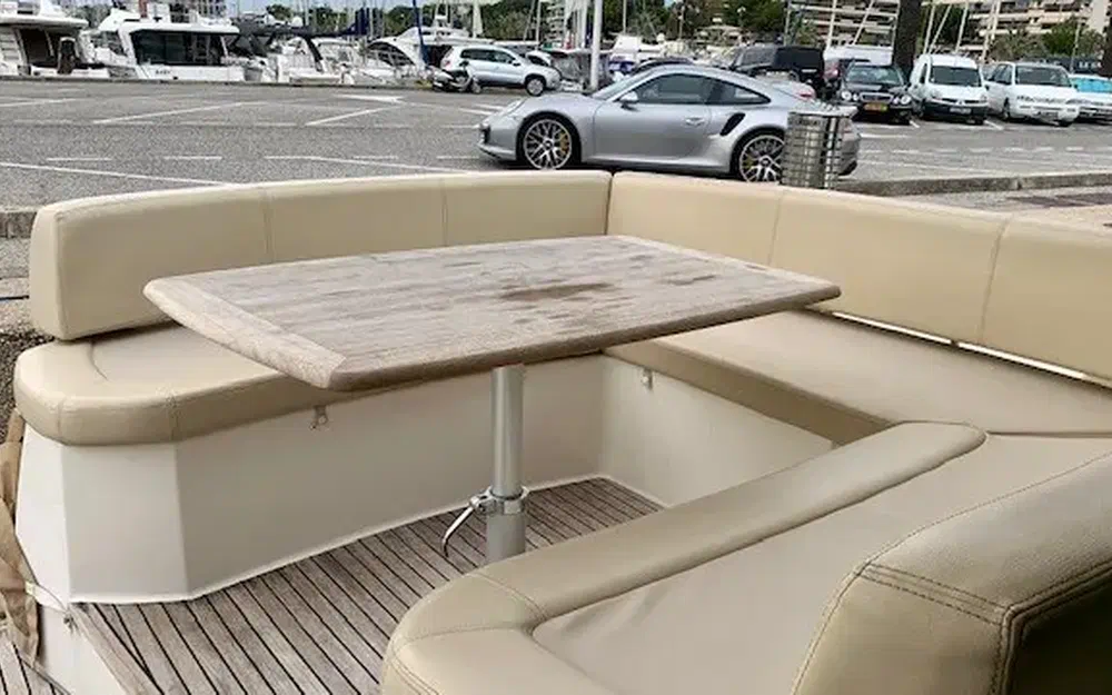 slider 11 Jeanneau Prestige 42