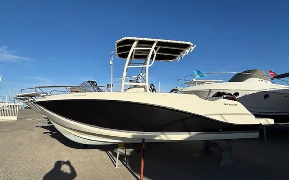 slider 1 Quicksilver Activ 555 Open