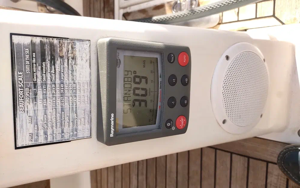 slider 17 Dufour 365