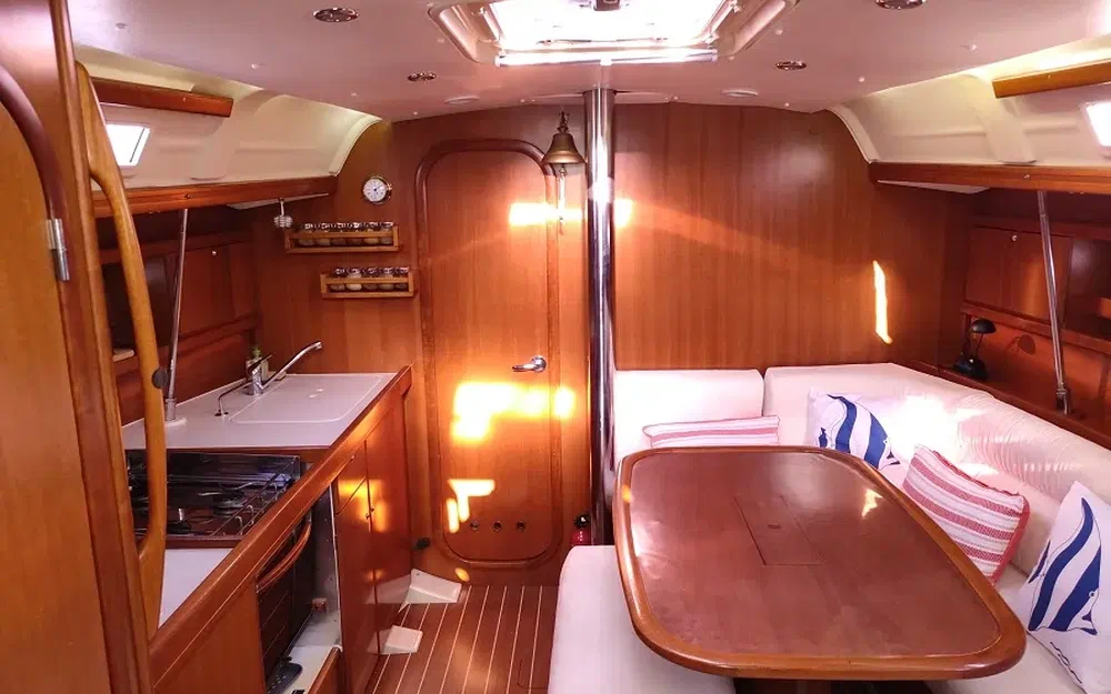 slider 27 Dufour 365