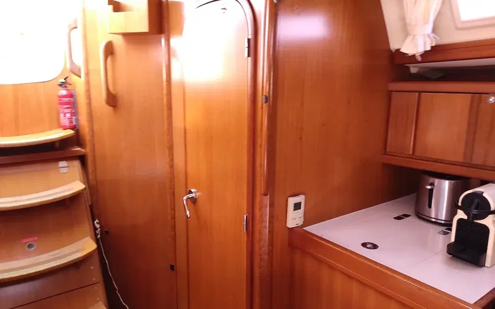 slider 44 Dufour 365