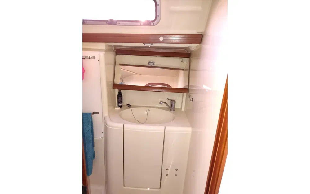 slider 52 Dufour 365