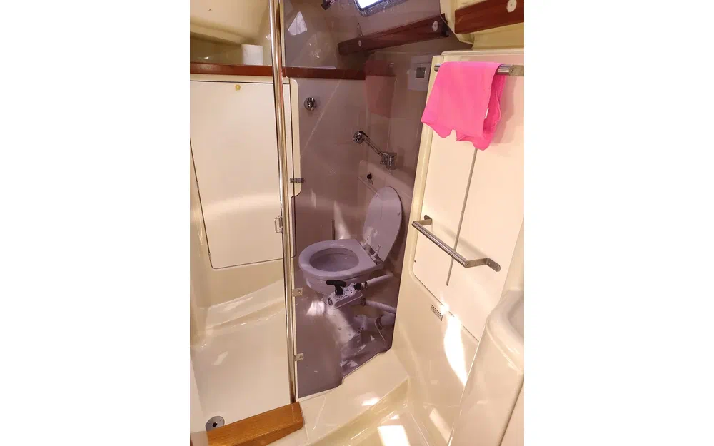 slider 53 Dufour 365