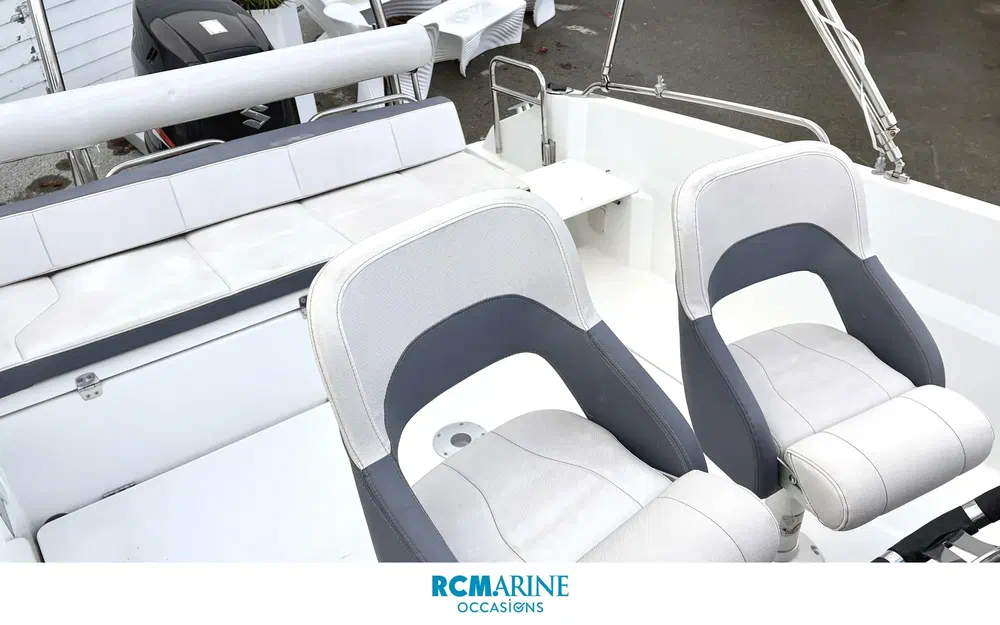 slider 9 Beneteau Flyer 6.6 SPACEdeck