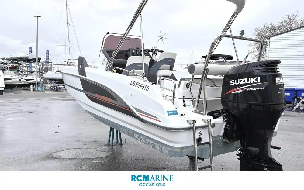 slider 5 Beneteau Flyer 6.6 SPACEdeck