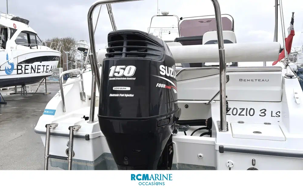 slider 7 Beneteau Flyer 6.6 SPACEdeck