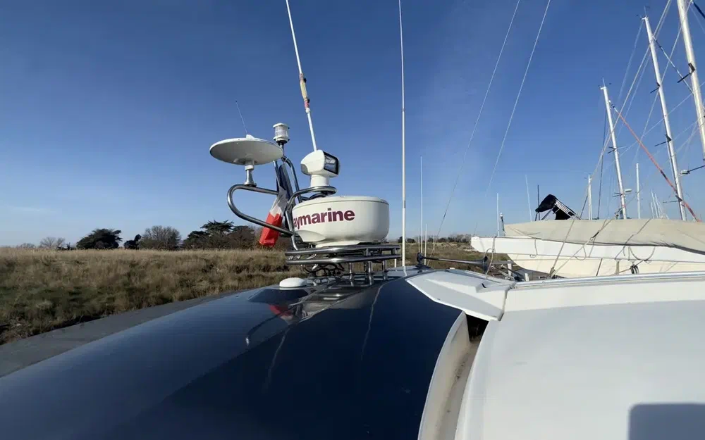 slider 12 Jeanneau Prestige 42