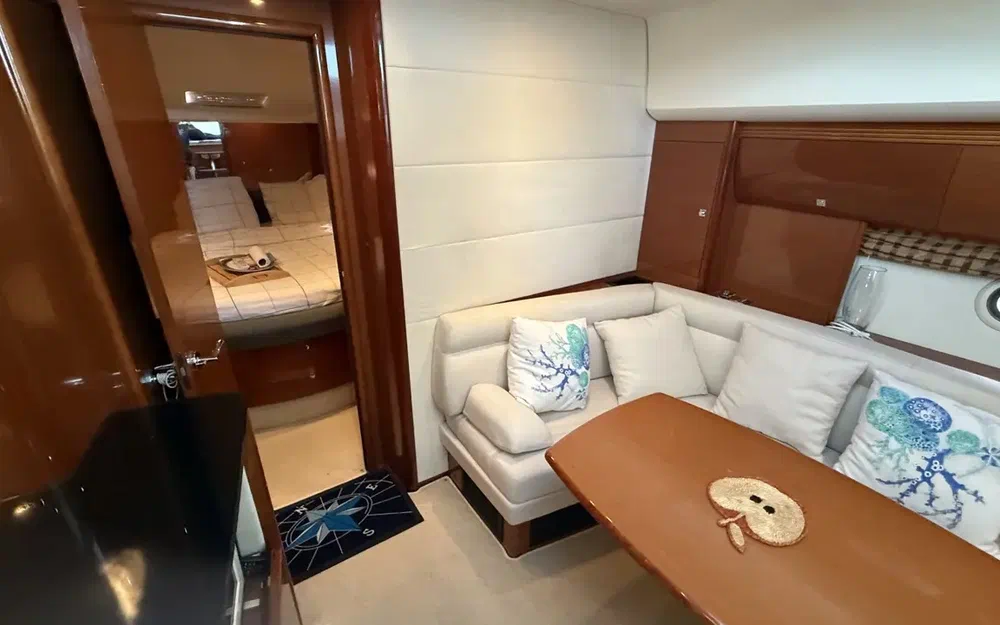 slider 23 Jeanneau Prestige 42