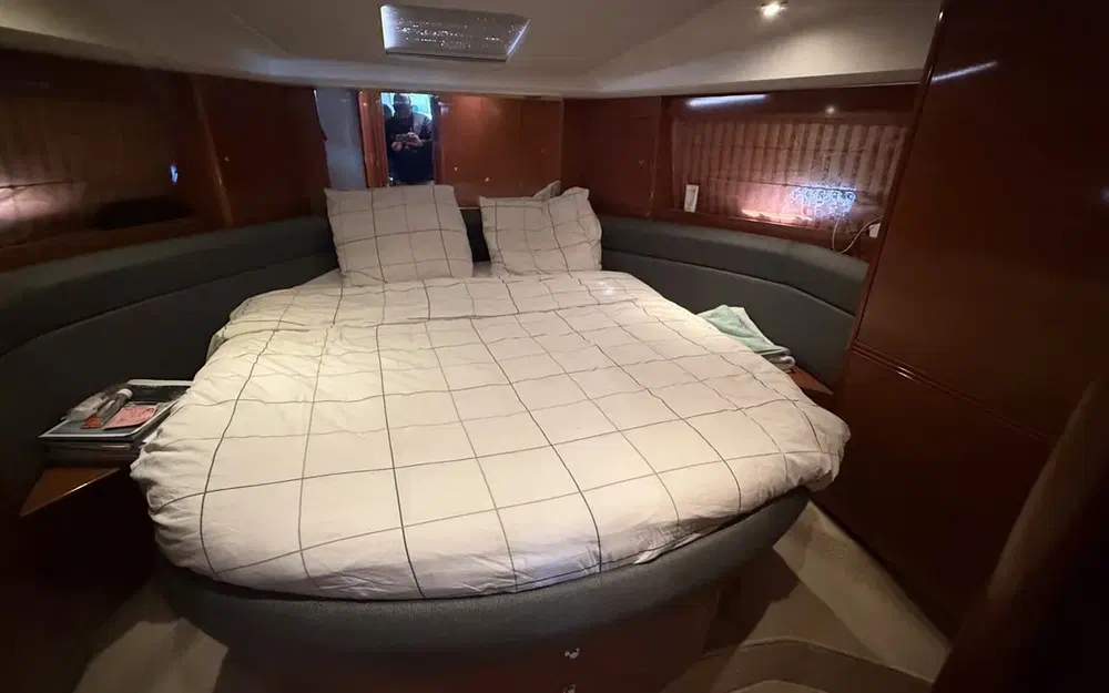 slider 32 Jeanneau Prestige 42