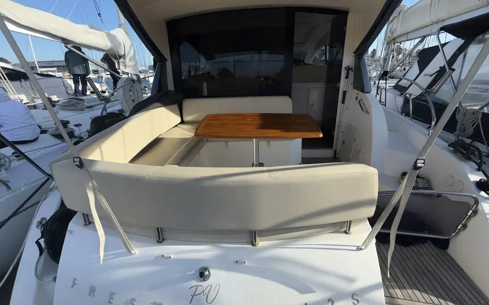 slider 3 Jeanneau Prestige 42