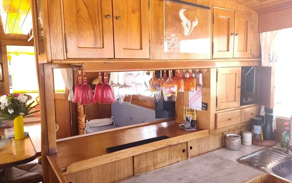 slider 48 Grand Banks 42 Europa