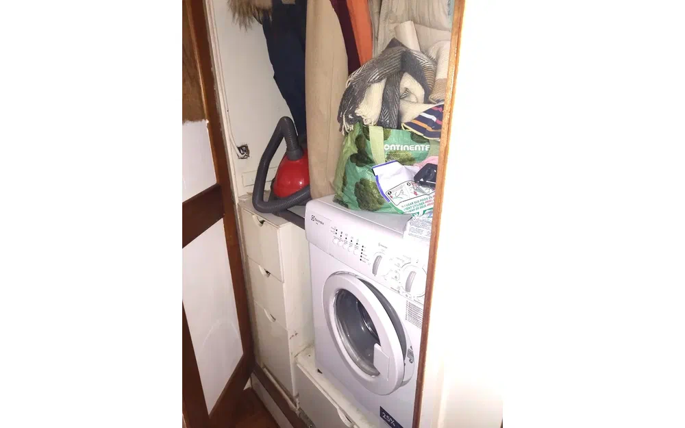 slider 59 Grand Banks 42 Europa