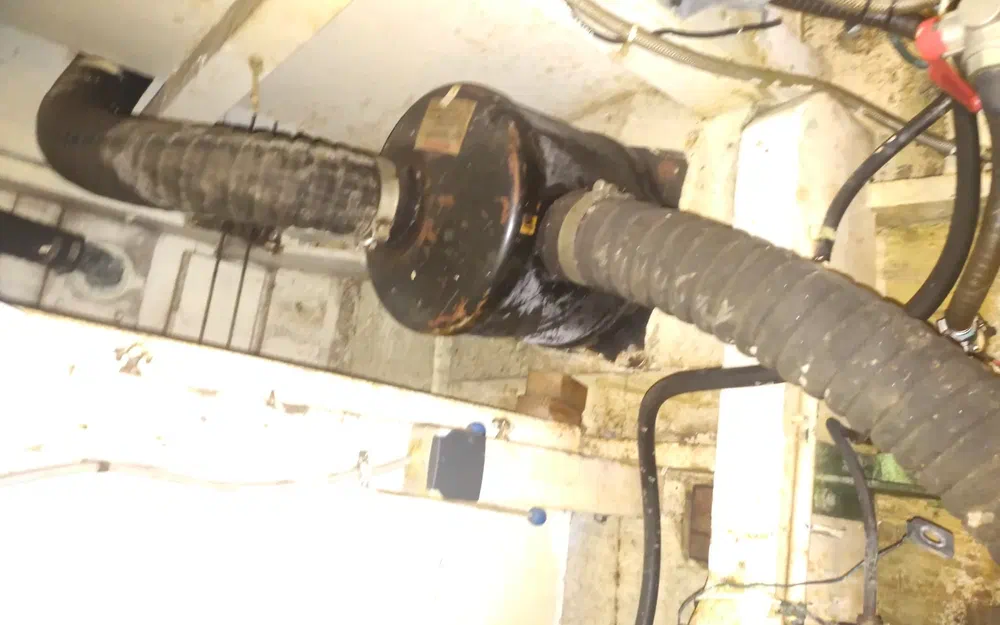 slider 68 Grand Banks 42 Europa