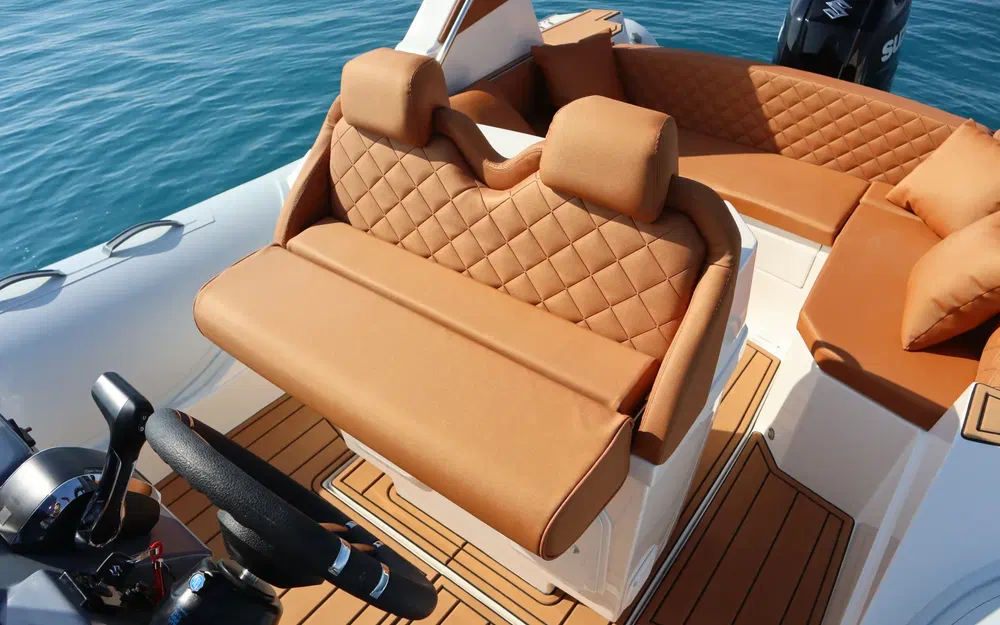 slider 8 Tiger Marine 750 TOP LINE