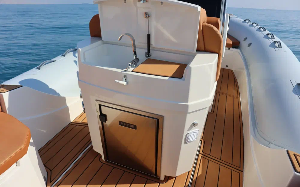 slider 6 Tiger Marine 750 TOP LINE