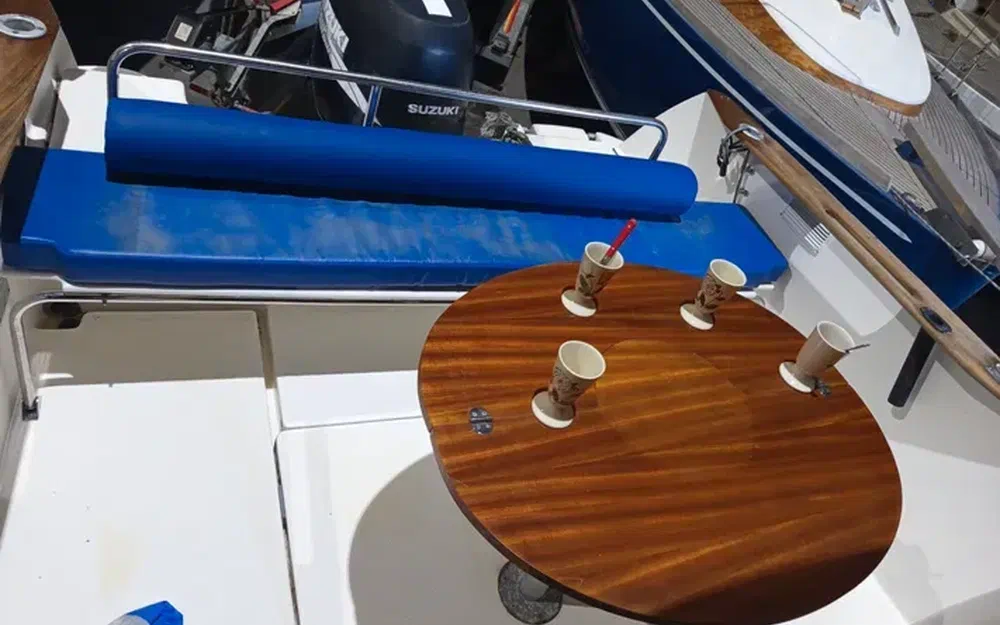 slider 2 Beneteau Antares 650 HB