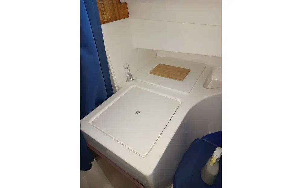 slider 8 Beneteau Antares 650 HB