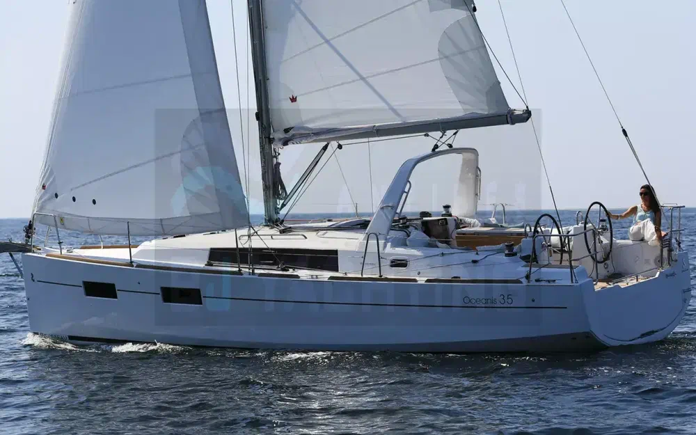slider 0 Beneteau Oceanis 35.1