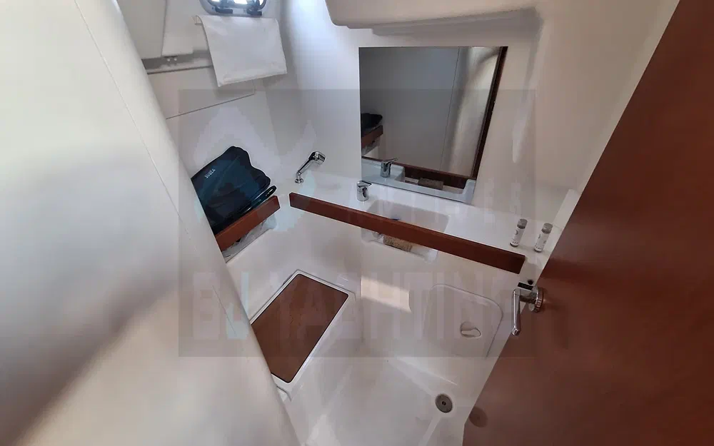 slider 16 Beneteau Oceanis 35.1