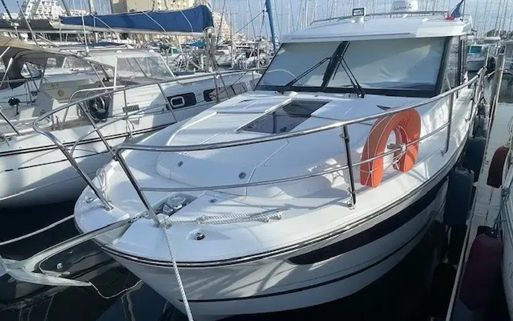 slider 0 Jeanneau Merry Fisher 1095