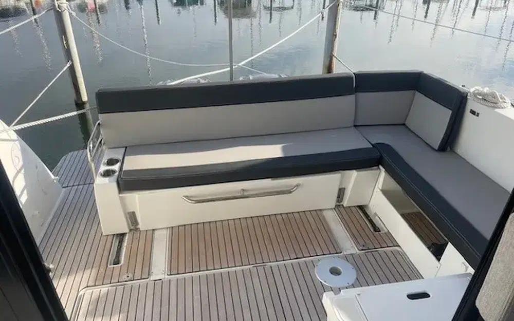 slider 3 Jeanneau Merry Fisher 1095