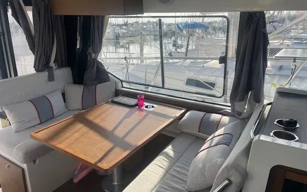 slider 5 Jeanneau Merry Fisher 1095