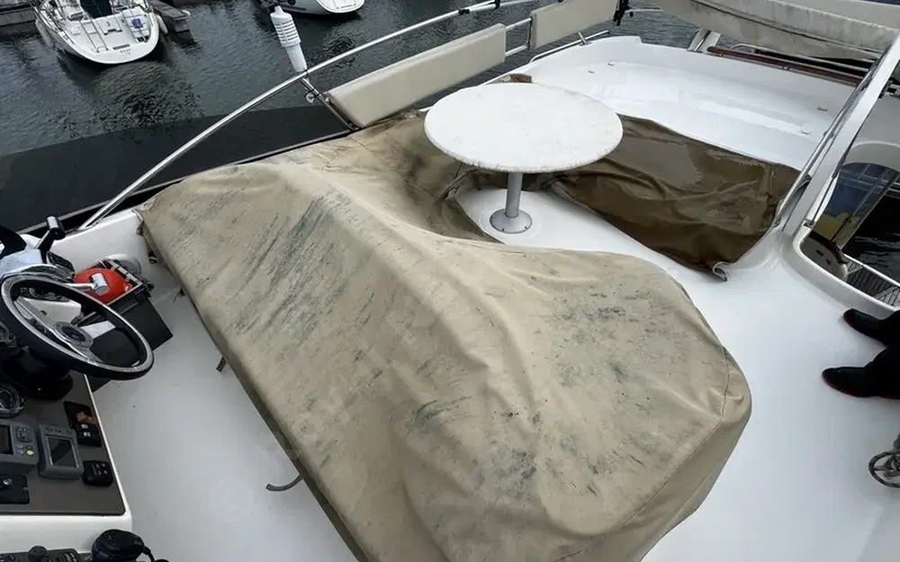 slider 10 Jeanneau Prestige 46