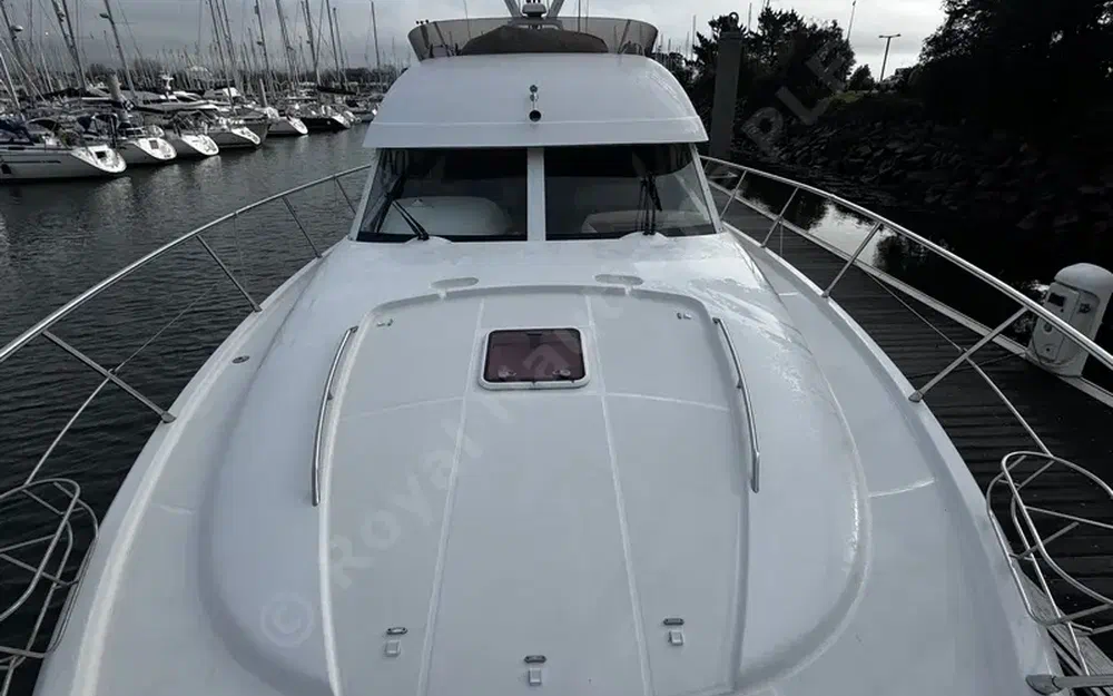 slider 7 Jeanneau Prestige 46