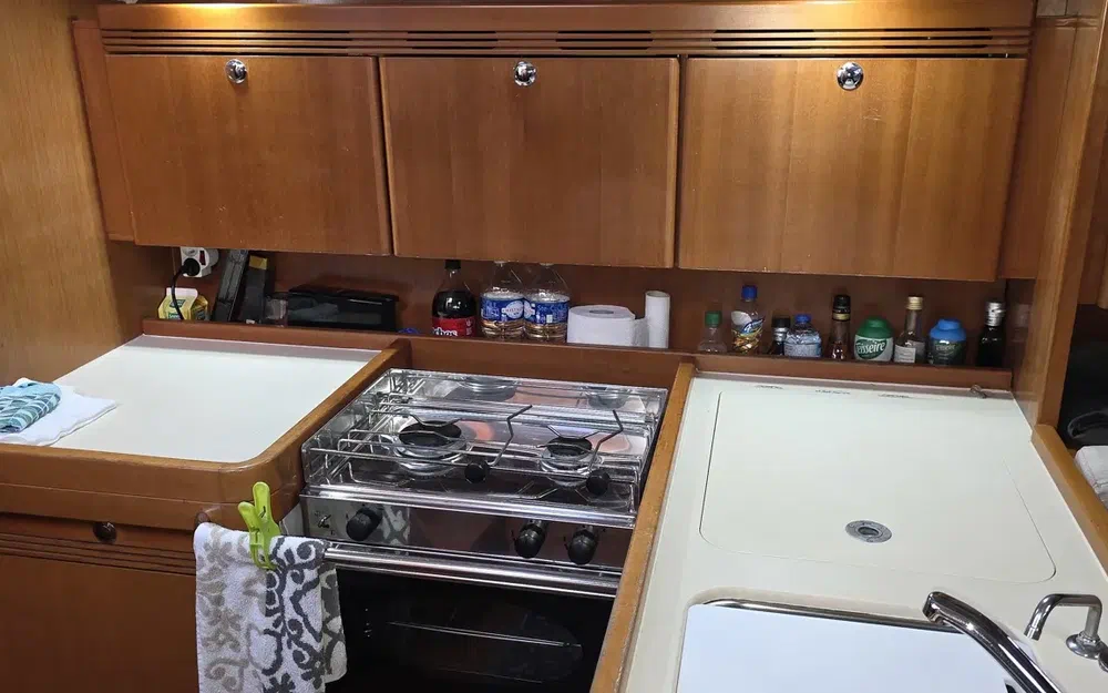 slider 9 Dufour 40 PERFORMANCE