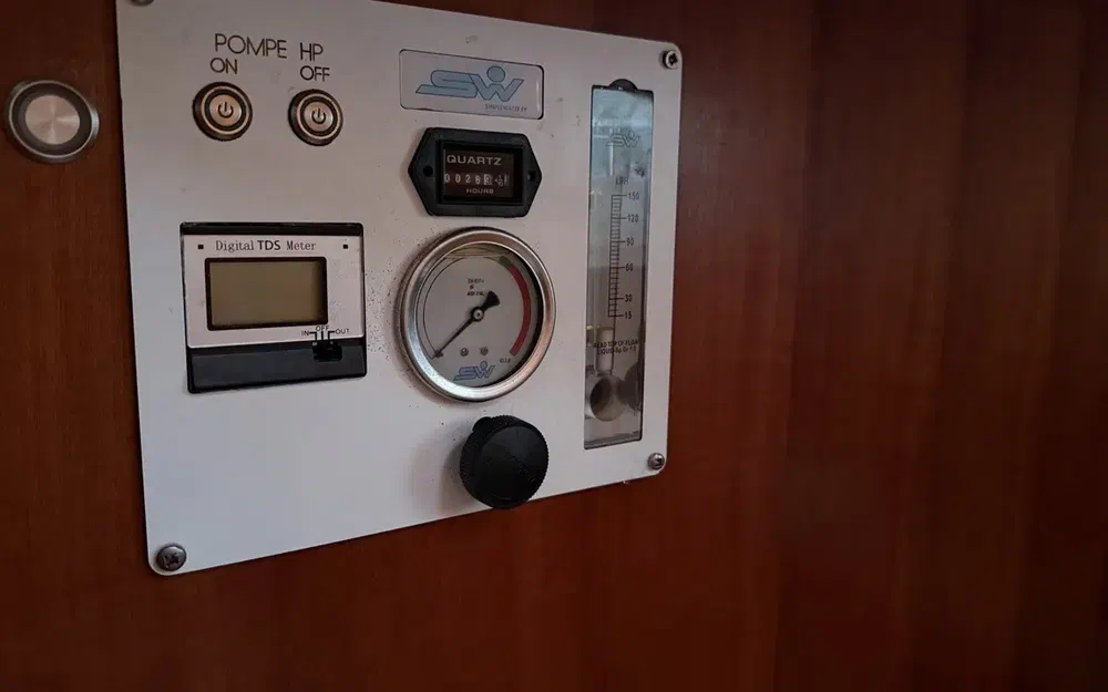 slider 14 Dufour 40 PERFORMANCE